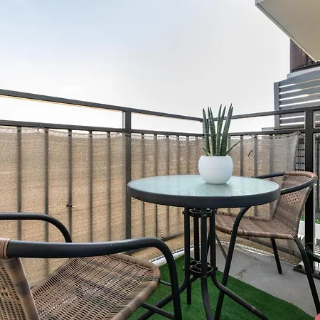 Apartment P&o Serviced - Dionizosa