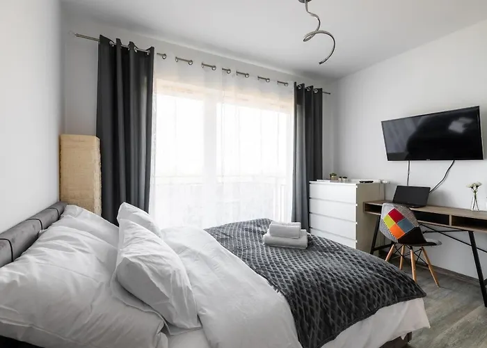 P&o Serviced - Dionizosa Apartamento Varsovia